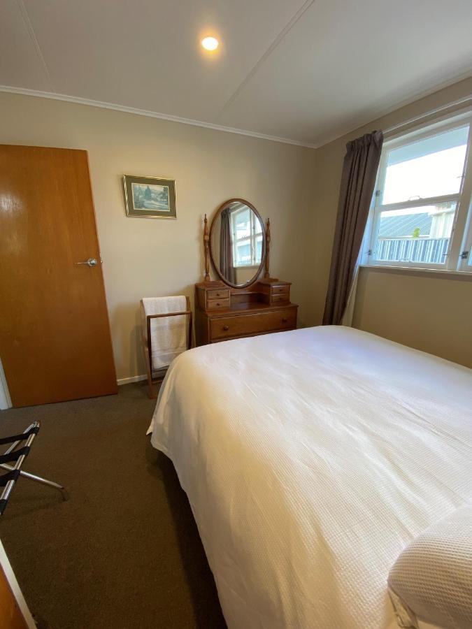 Birch Court - Harakeke Apartamento Whanganui Exterior foto